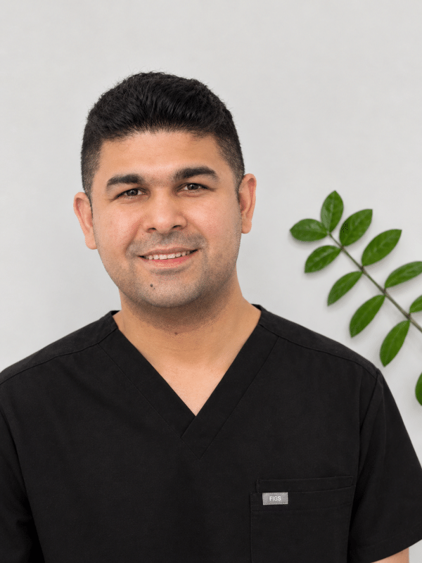 A photo of Dr Farhan Saleem
